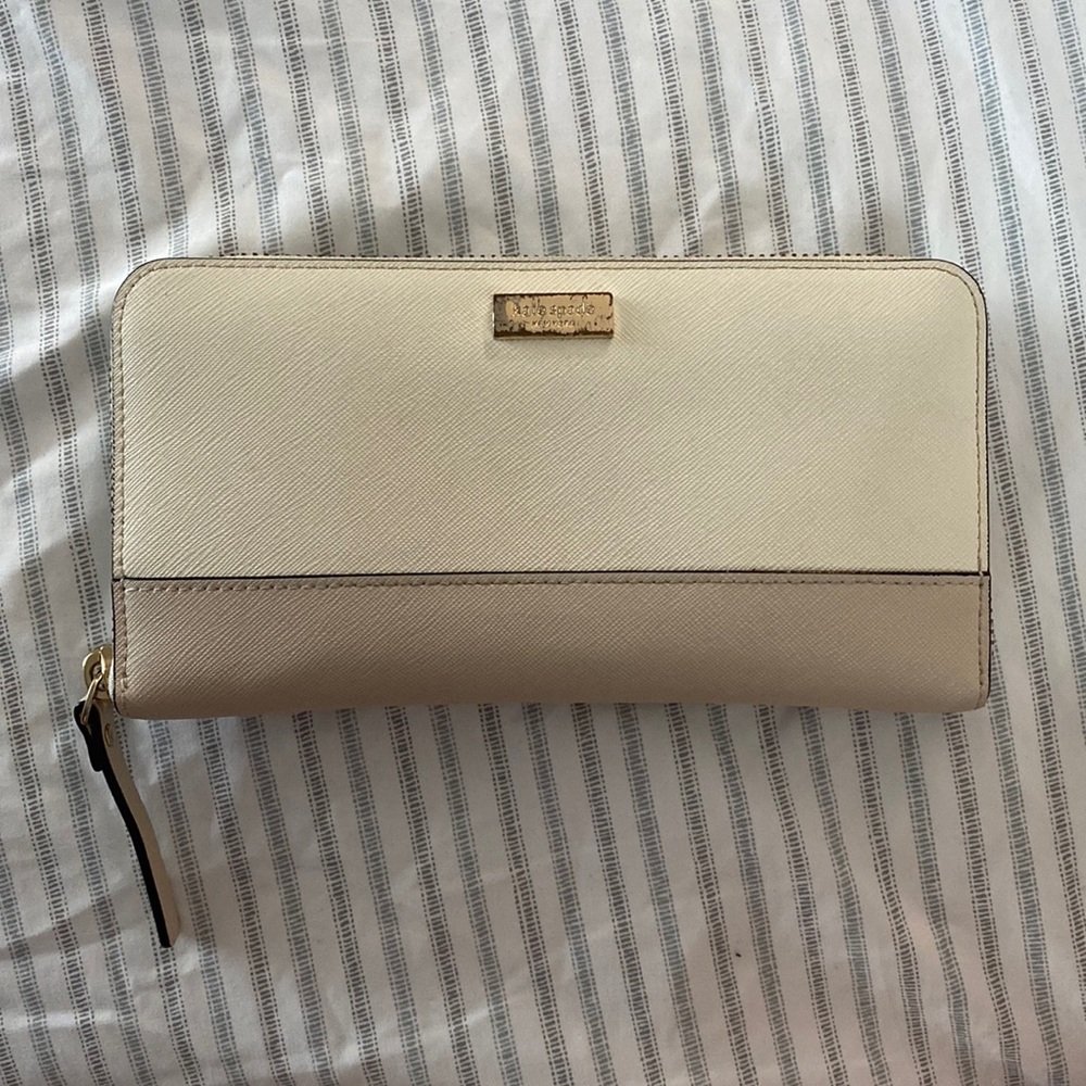 Kate spade wallet